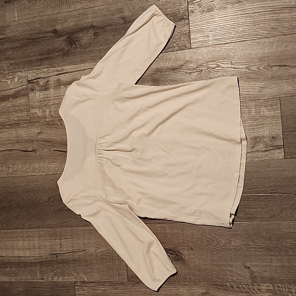 Aztec design top - Picture 4 of 4